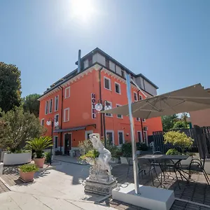 Siros 2* Verona